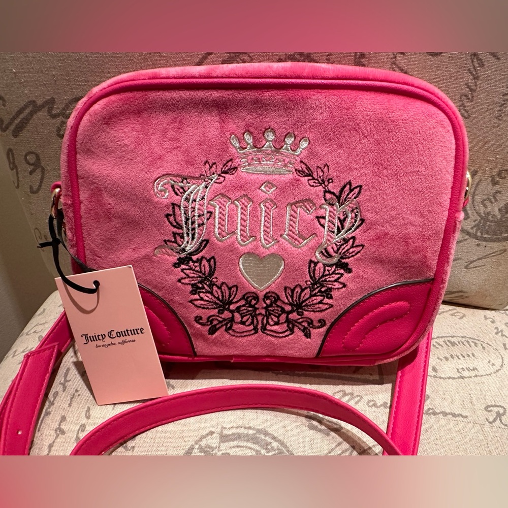 JUICY COUTURE